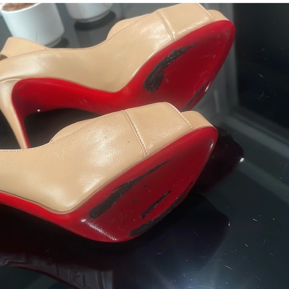Christian Louboutin Beige Peep-Toe Leather Pumps - Picture 5 of 6